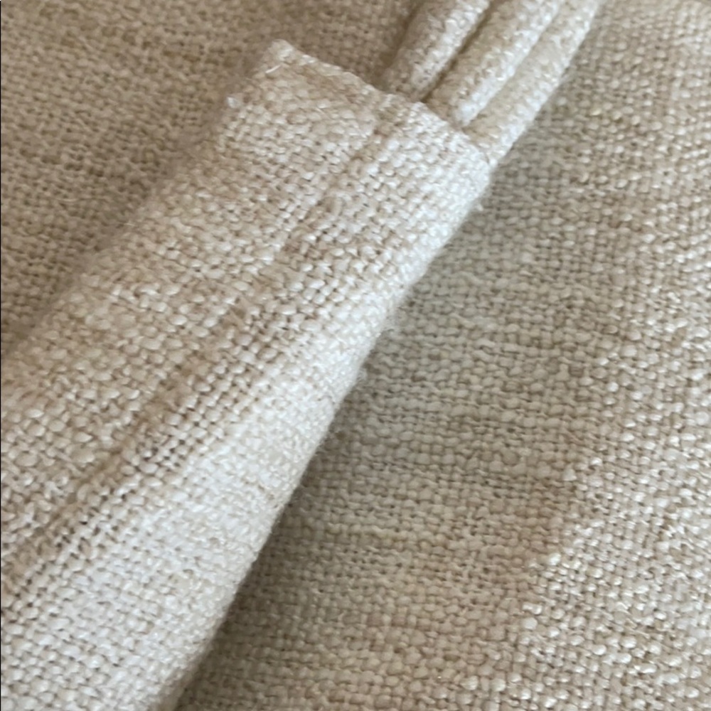 Throw - Picture 2 of 4